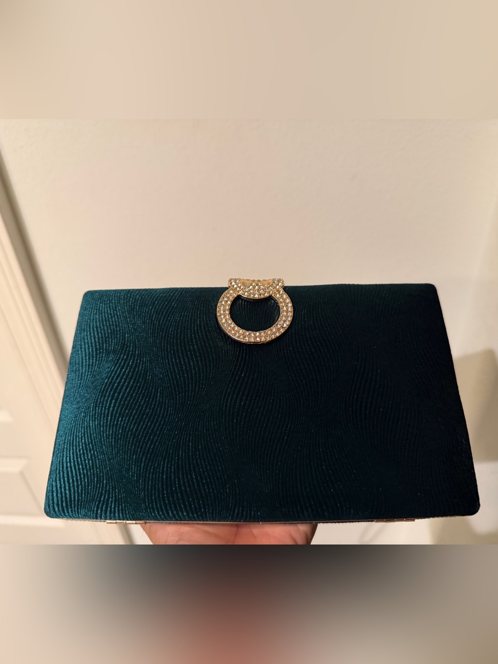 Elegant Teal Velvet Clutch with Crystal Accent